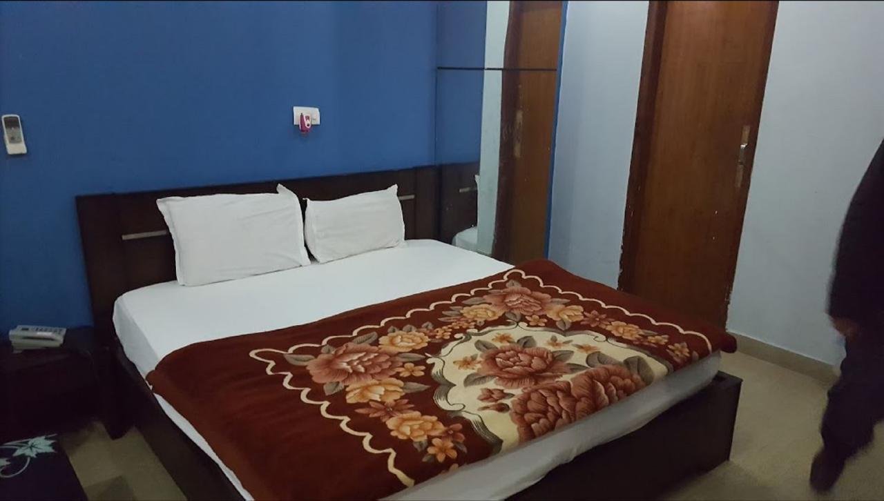 Dalamwala Hotel Jind Esterno foto